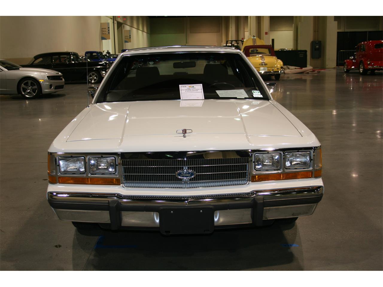 1988 Ford LTD CROWN VICTORIA LX For Sale ClassicCars CC 1028401