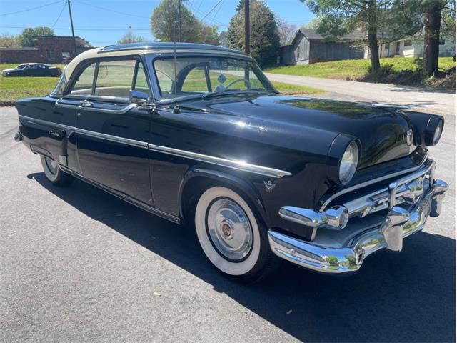 1954 Ford Crestline For Sale ClassicCars CC 1590603