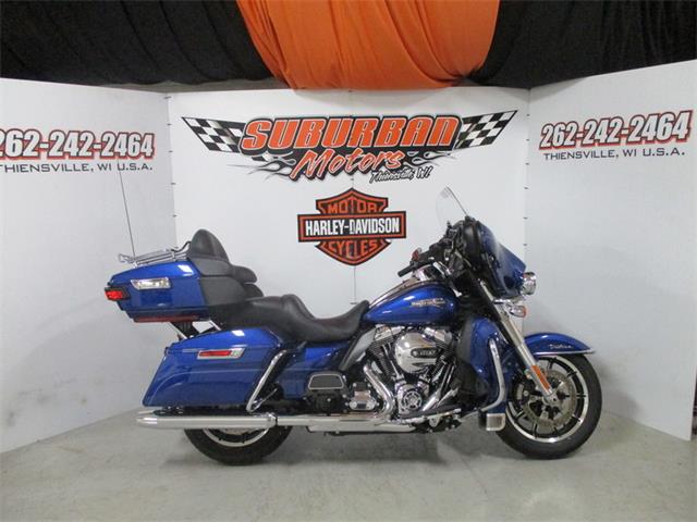 2016 Harley-Davidson® FLHTCU - Electra Glide® Ultra Classic® (CC-1001577) for sale in Thiensville, Wisconsin