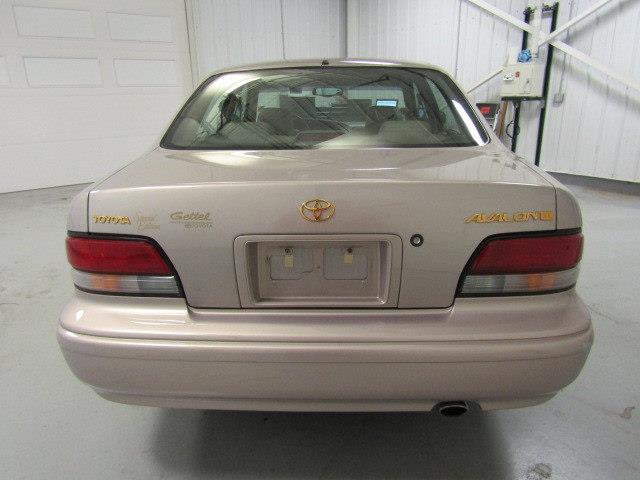 1997 Toyota Avalon (CC-1003212) for sale in Christiansburg, Virginia