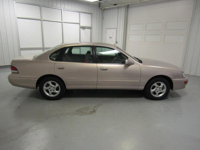 1997 Toyota Avalon (CC-1003212) for sale in Christiansburg, Virginia
