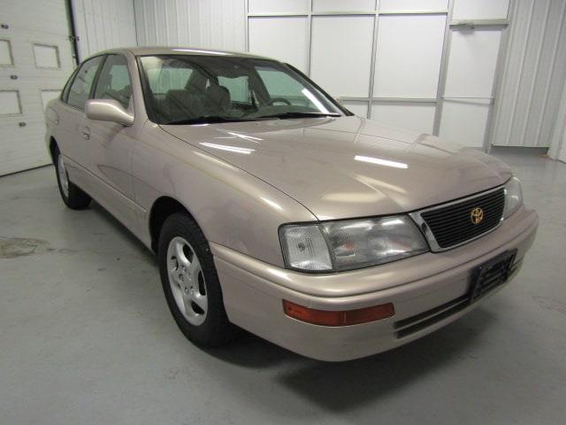 1997 Toyota Avalon (CC-1003212) for sale in Christiansburg, Virginia