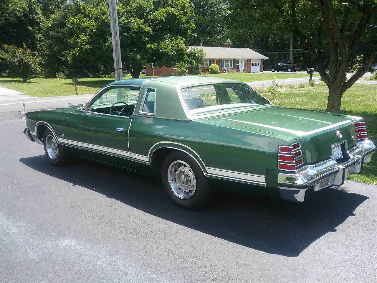 Dodge charger 1977