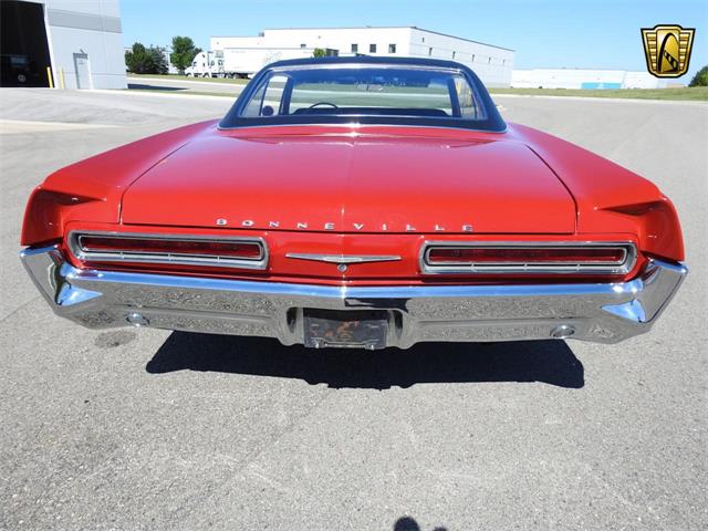1966 Pontiac Bonneville (CC-1006926) for sale in Kenosha, Wisconsin