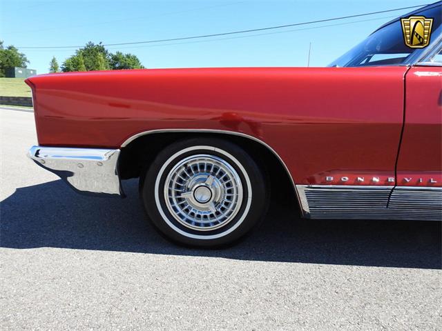 1966 Pontiac Bonneville (CC-1006926) for sale in Kenosha, Wisconsin