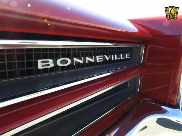 1966 Pontiac Bonneville (CC-1006926) for sale in Kenosha, Wisconsin