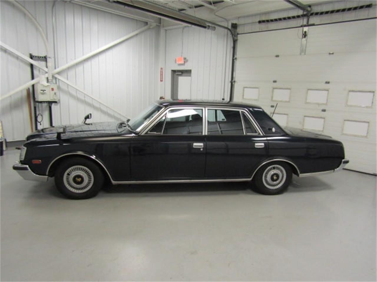 Toyota century 1989