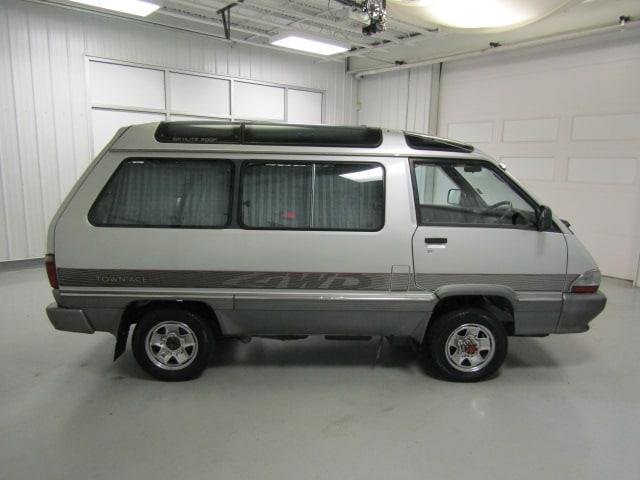 Toyota town ace 1990