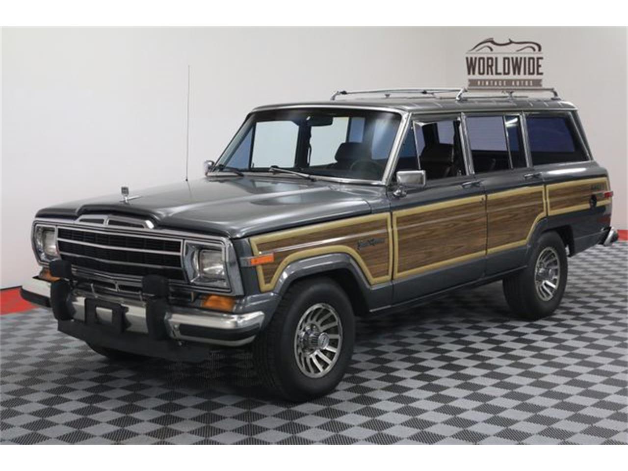 Jeep Grand Wagoneer 1988