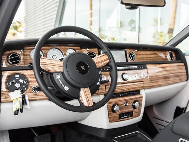 2016 Rolls-Royce Phantom Drophead Coupe (CC-1013448) for sale in Houston, Texas