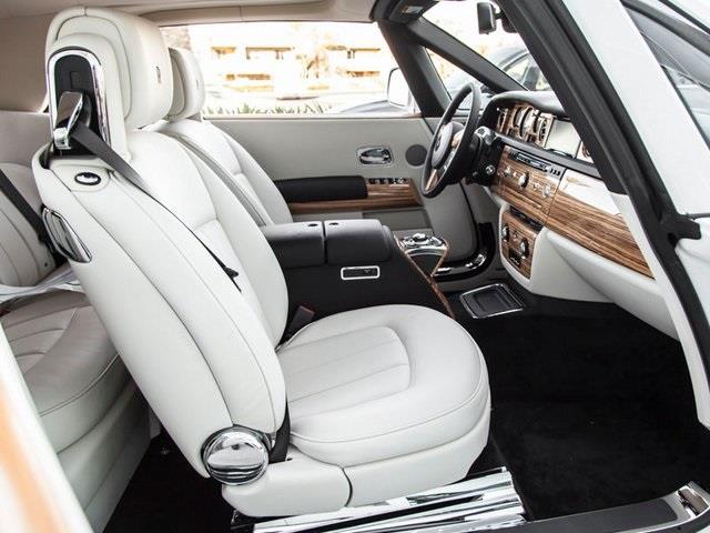 2016 Rolls-Royce Phantom Drophead Coupe (CC-1013448) for sale in Houston, Texas