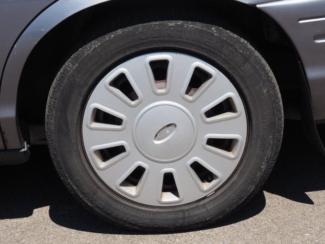 2006 Ford Crown Victoria (CC-1010439) for sale in Loveland, Ohio