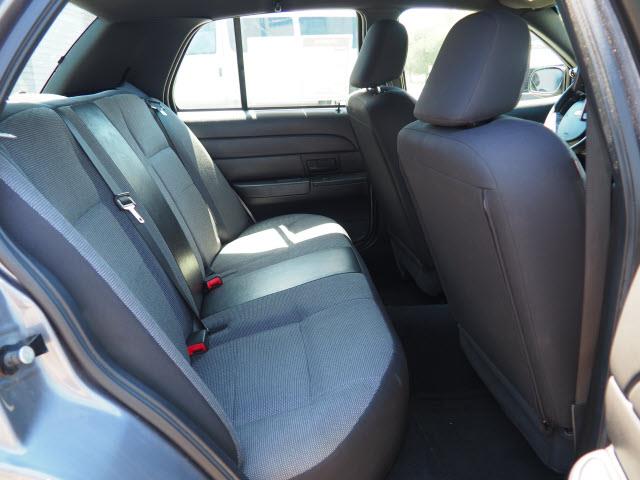 2006 Ford Crown Victoria (CC-1010439) for sale in Loveland, Ohio