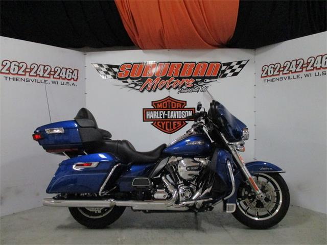 2016 Harley-Davidson® FLHTCU - Electra Glide® Ultra Classic® (CC-1014458) for sale in Thiensville, Wisconsin