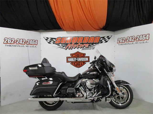 2016 Harley-Davidson® FLHTCU - Electra Glide® Ultra Classic® (CC-1014497) for sale in Thiensville, Wisconsin