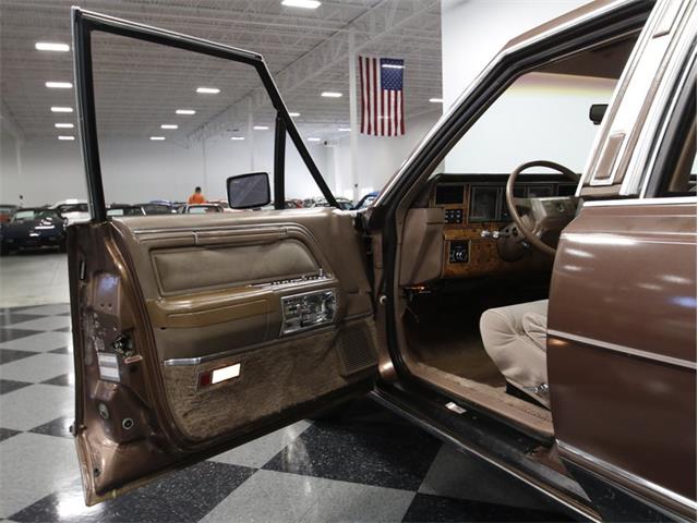 1987 Lincoln Town Car Signature Series (CC-1014531) for sale in Concord, North Carolina