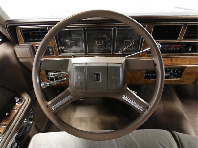 1987 Lincoln Town Car Signature Series (CC-1014531) for sale in Concord, North Carolina