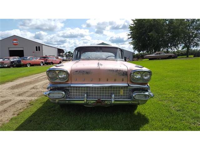 1958 Pontiac Chieftain (CC-1014555) for sale in New Ulm, Minnesota