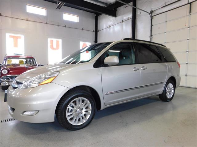 2008 Toyota Sienna (CC-1015247) for sale in Bend, Oregon