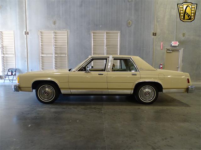 1987 Ford Crown Victoria (CC-1015457) for sale in DFW Airport, Texas