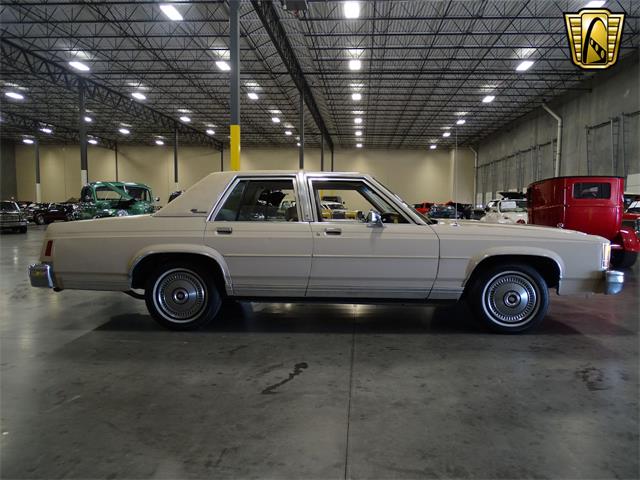 1987 Ford Crown Victoria (CC-1015457) for sale in DFW Airport, Texas