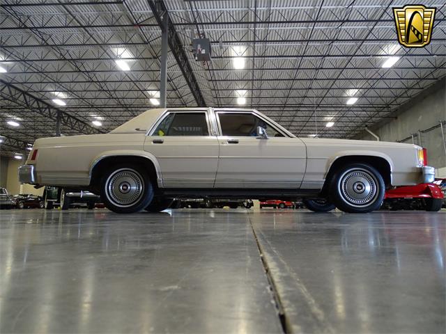 1987 Ford Crown Victoria (CC-1015457) for sale in DFW Airport, Texas