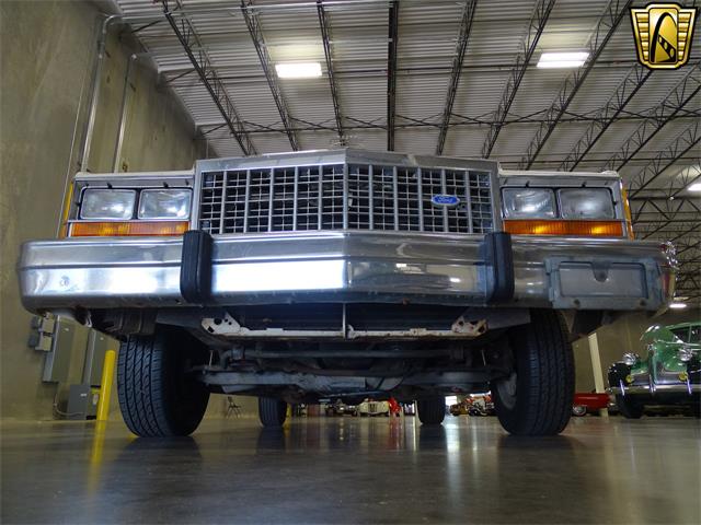 1987 Ford Crown Victoria (CC-1015457) for sale in DFW Airport, Texas