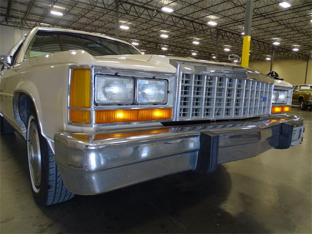 1987 Ford Crown Victoria (CC-1015457) for sale in DFW Airport, Texas