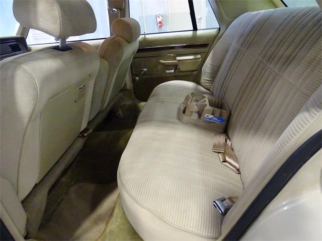 1987 Ford Crown Victoria (CC-1015457) for sale in DFW Airport, Texas