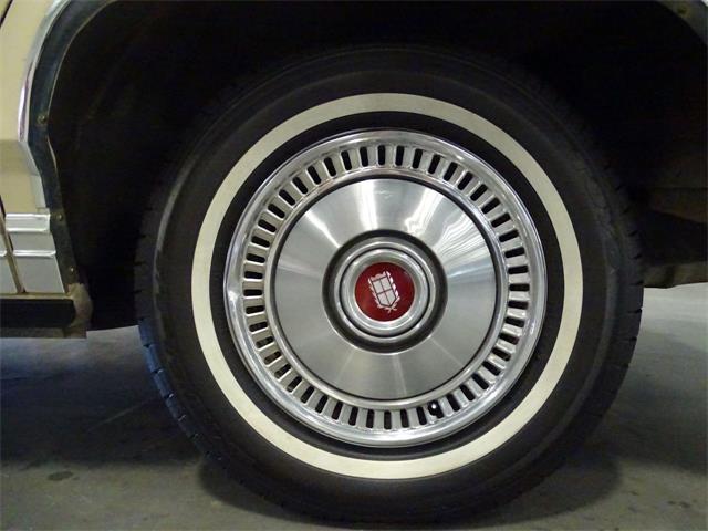 1987 Ford Crown Victoria (CC-1015457) for sale in DFW Airport, Texas