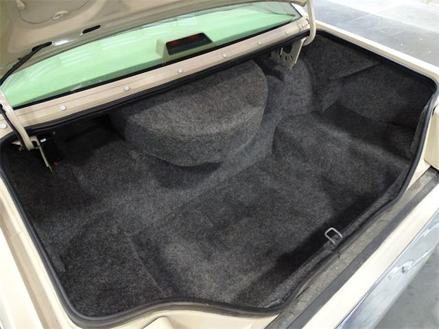 1987 Ford Crown Victoria (CC-1015457) for sale in DFW Airport, Texas