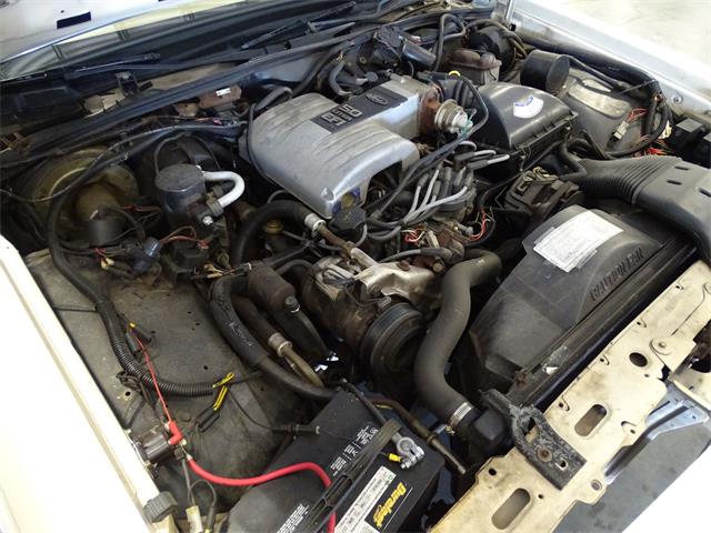 1987 Ford Crown Victoria (CC-1015457) for sale in DFW Airport, Texas