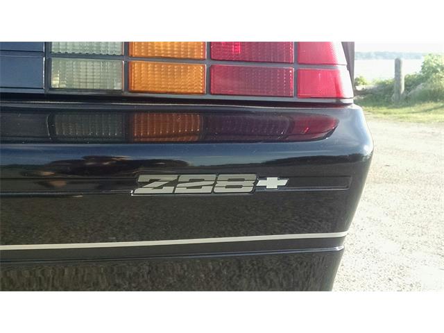 1987 Chevrolet Camaro IROC Z28 (CC-1015652) for sale in Dallas, Texas