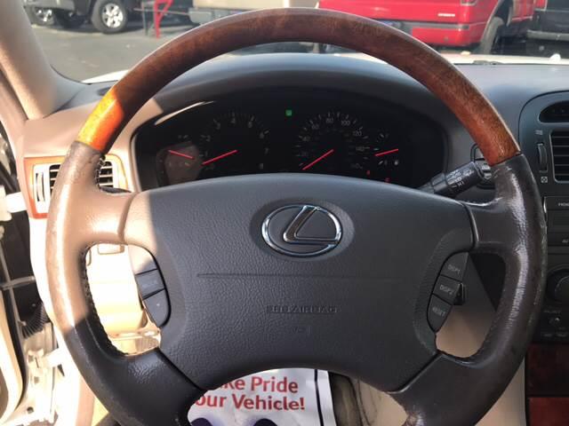 2001 Lexus LS430 (CC-1016449) for sale in Monroe, Michigan