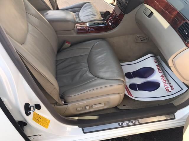 2001 Lexus LS430 (CC-1016449) for sale in Monroe, Michigan