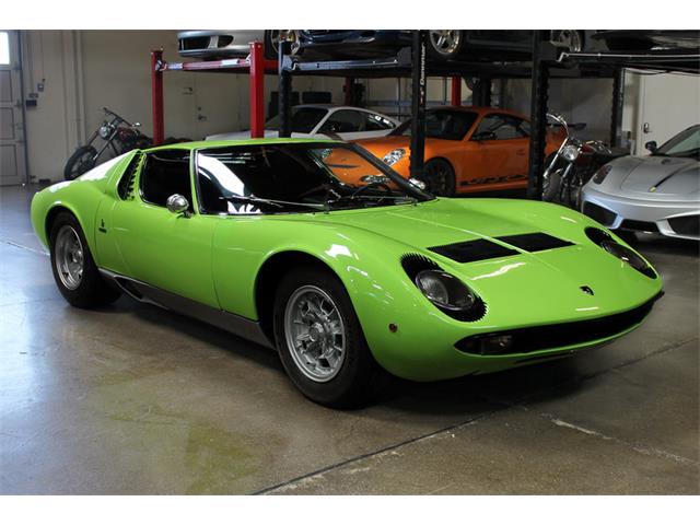 A Lime Green 1968 Lamborghini Miura P400 Is Headed to Auction