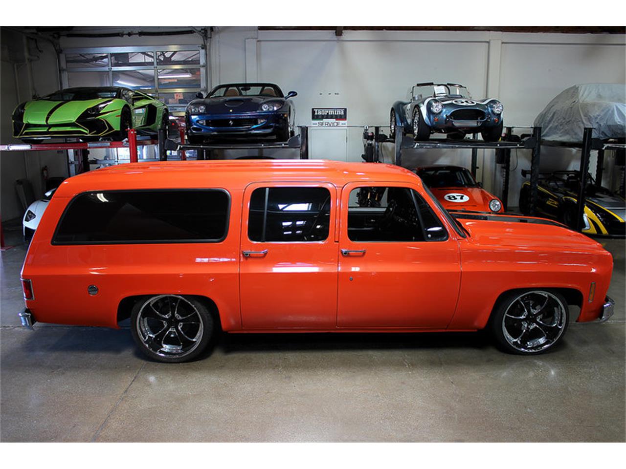 Chevrolet suburban 1973