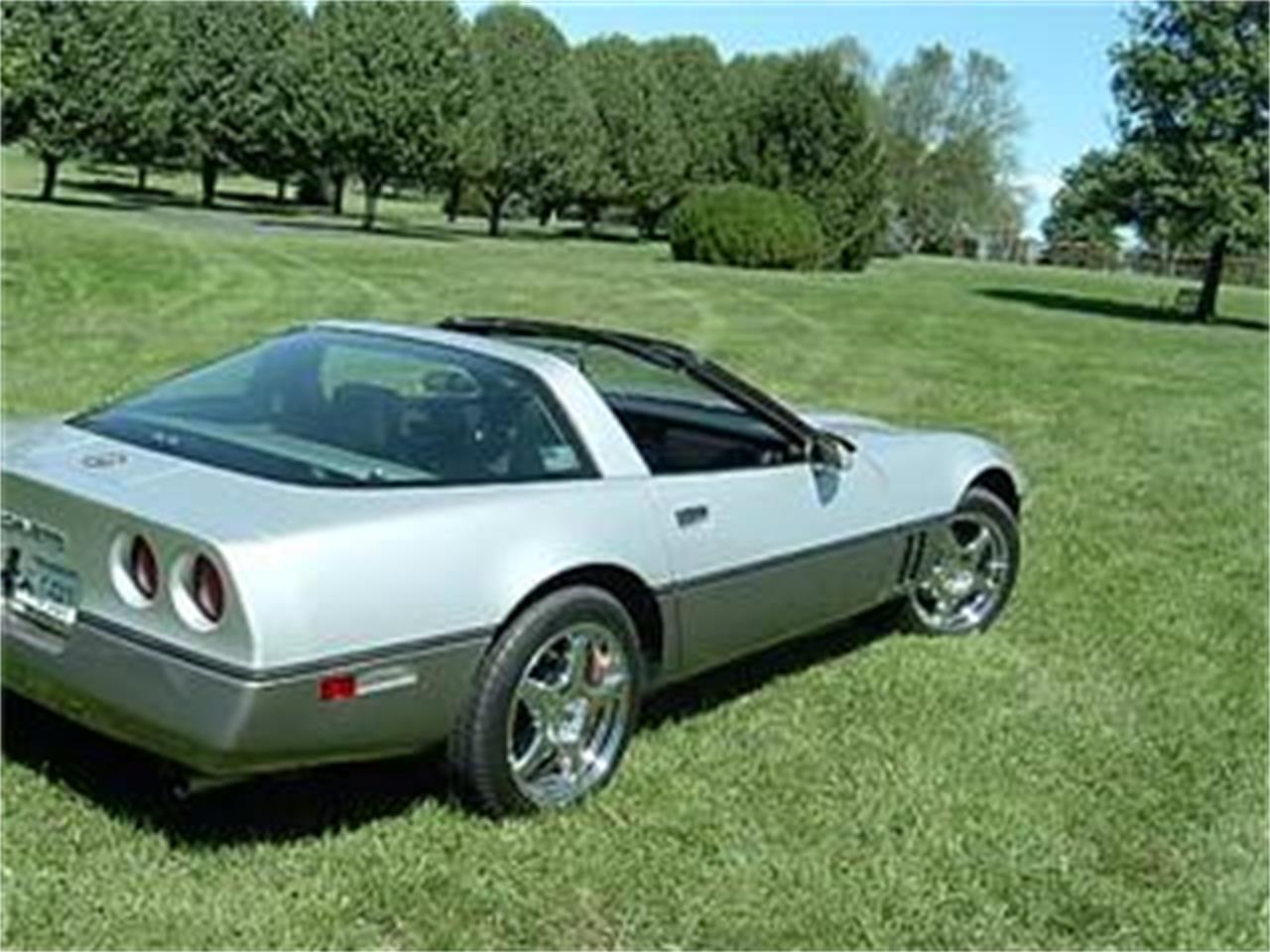 Chevrolet corvette 1985