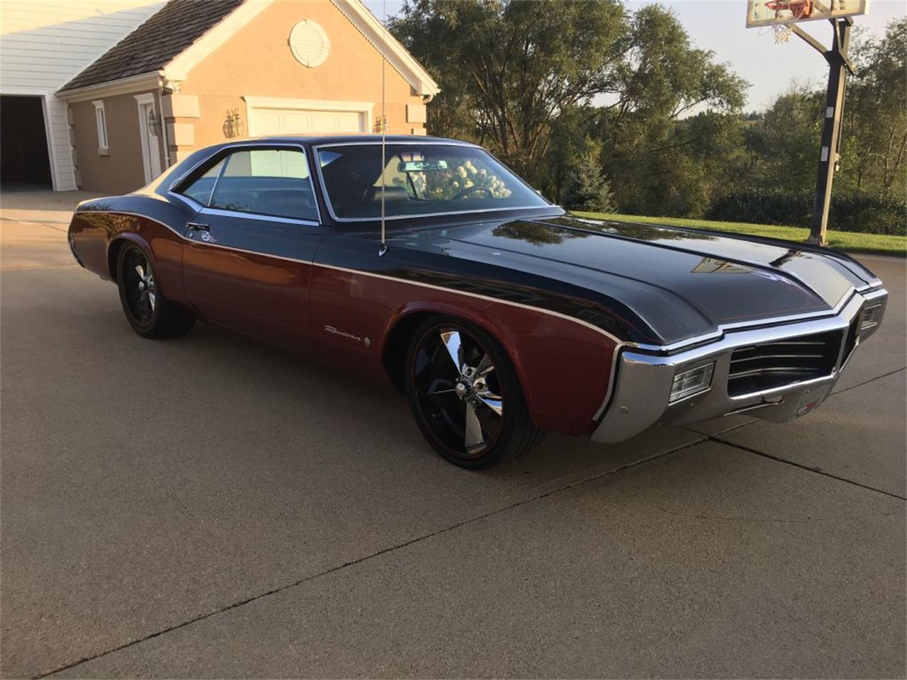 Buick Riviera 69