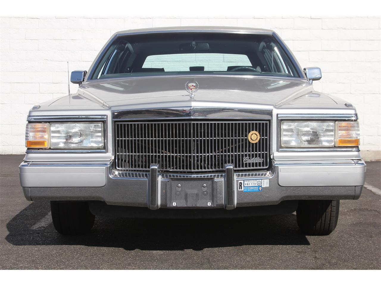 Cadillac brougham 1990