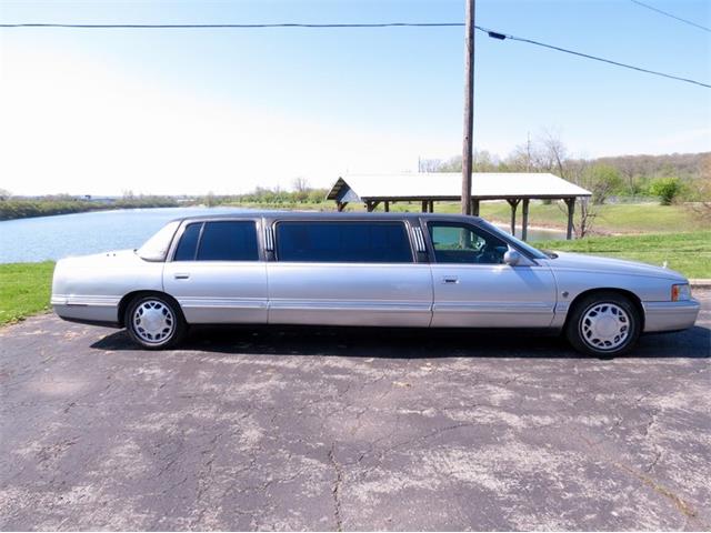 1999 Cadillac Limousine (CC-1022029) for sale in Dayton, Ohio