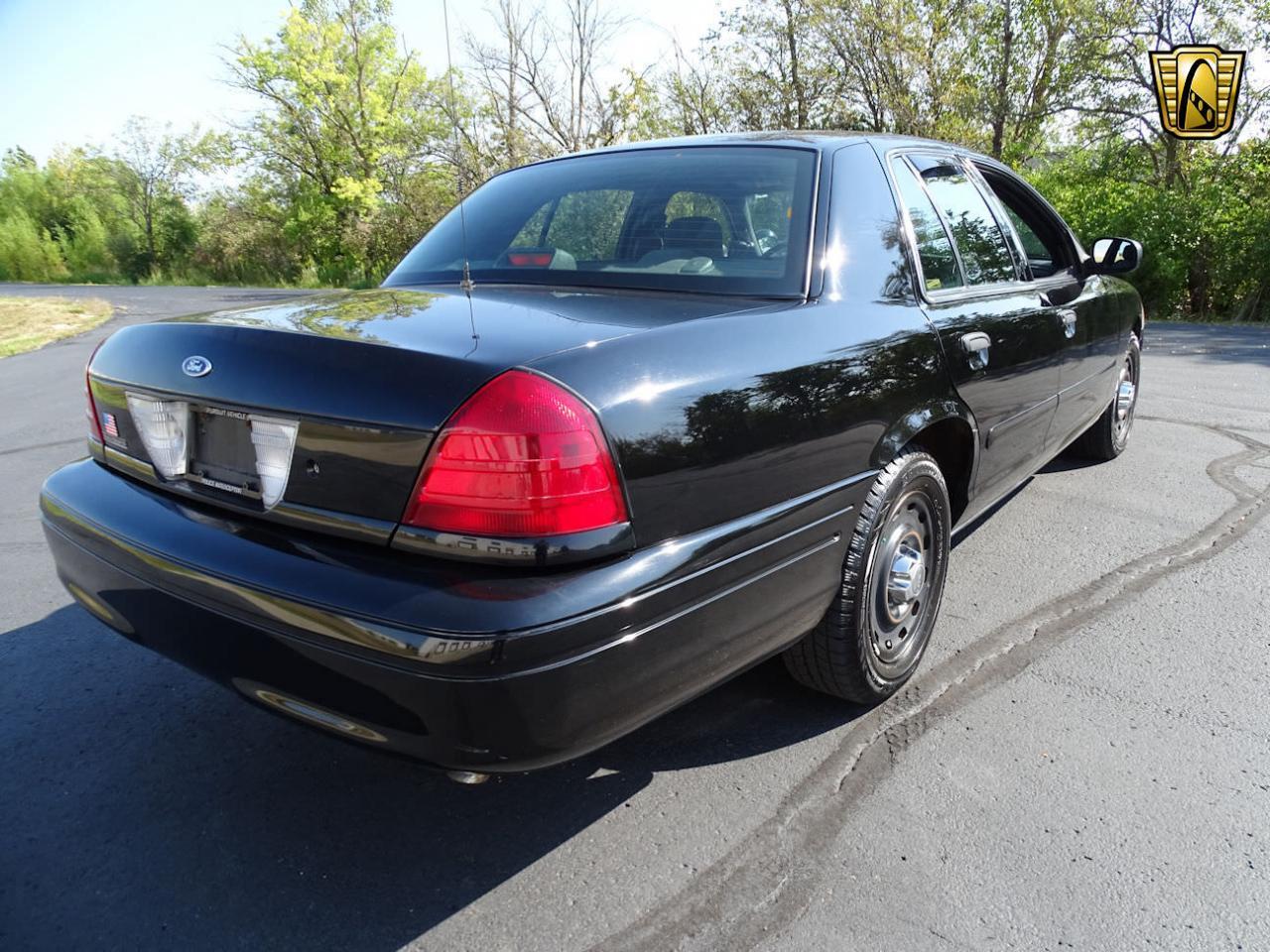 Ford crown victoria 2004