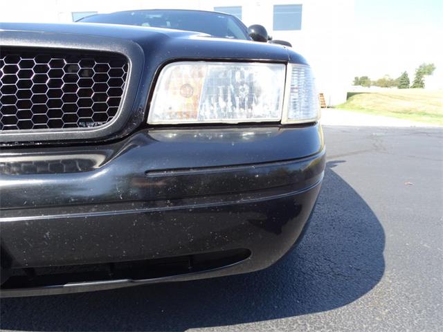 2004 Ford Crown Victoria (CC-1023317) for sale in Indianapolis, Indiana