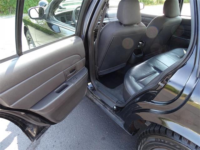 2004 Ford Crown Victoria (CC-1023317) for sale in Indianapolis, Indiana