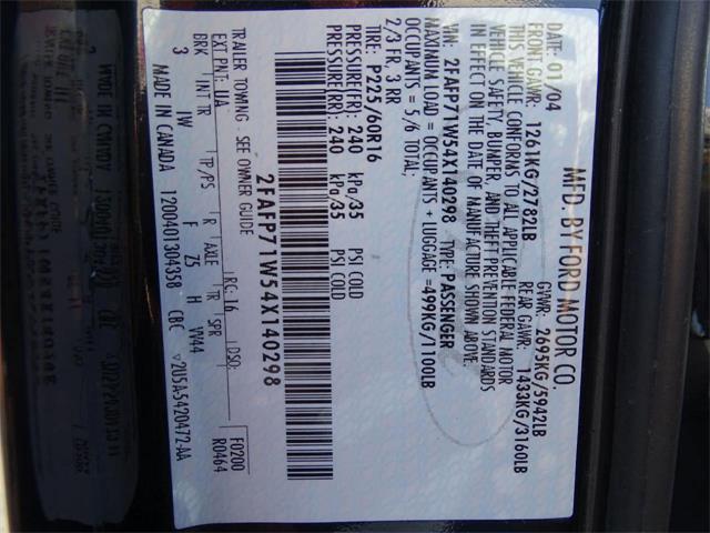2004 Ford Crown Victoria (CC-1023317) for sale in Indianapolis, Indiana