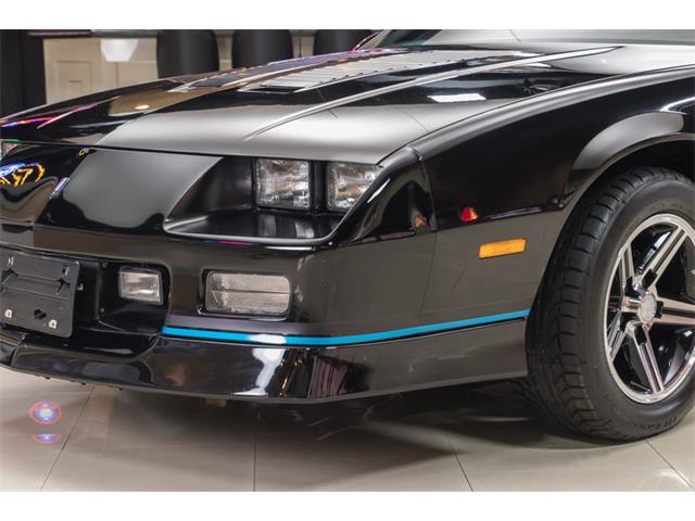 1989 Chevrolet Camaro IROC Z28 (CC-1023592) for sale in Plymouth, Michigan