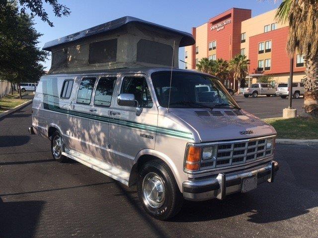 1992 Dodge Sportsman (CC-1024632) for sale in Conroe, Texas