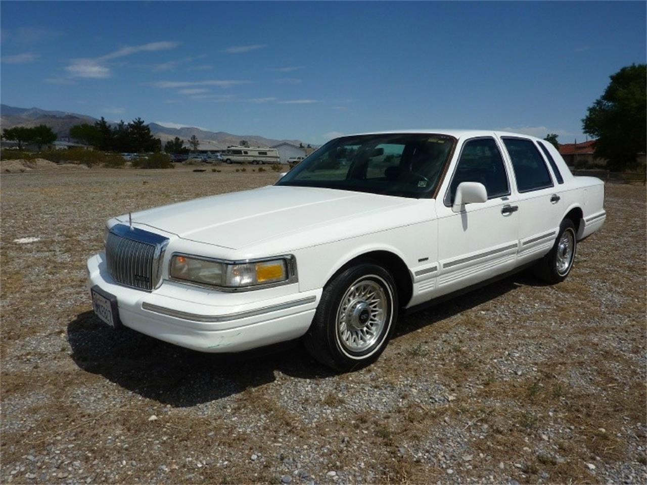 1995 Lincoln Town Car For Sale | ClassicCars.com | CC-1025280