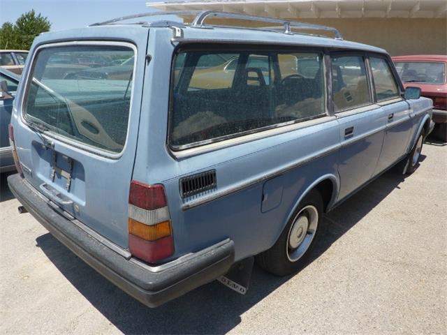 1984 Volvo 240 (CC-1025329) for sale in Ontario, California