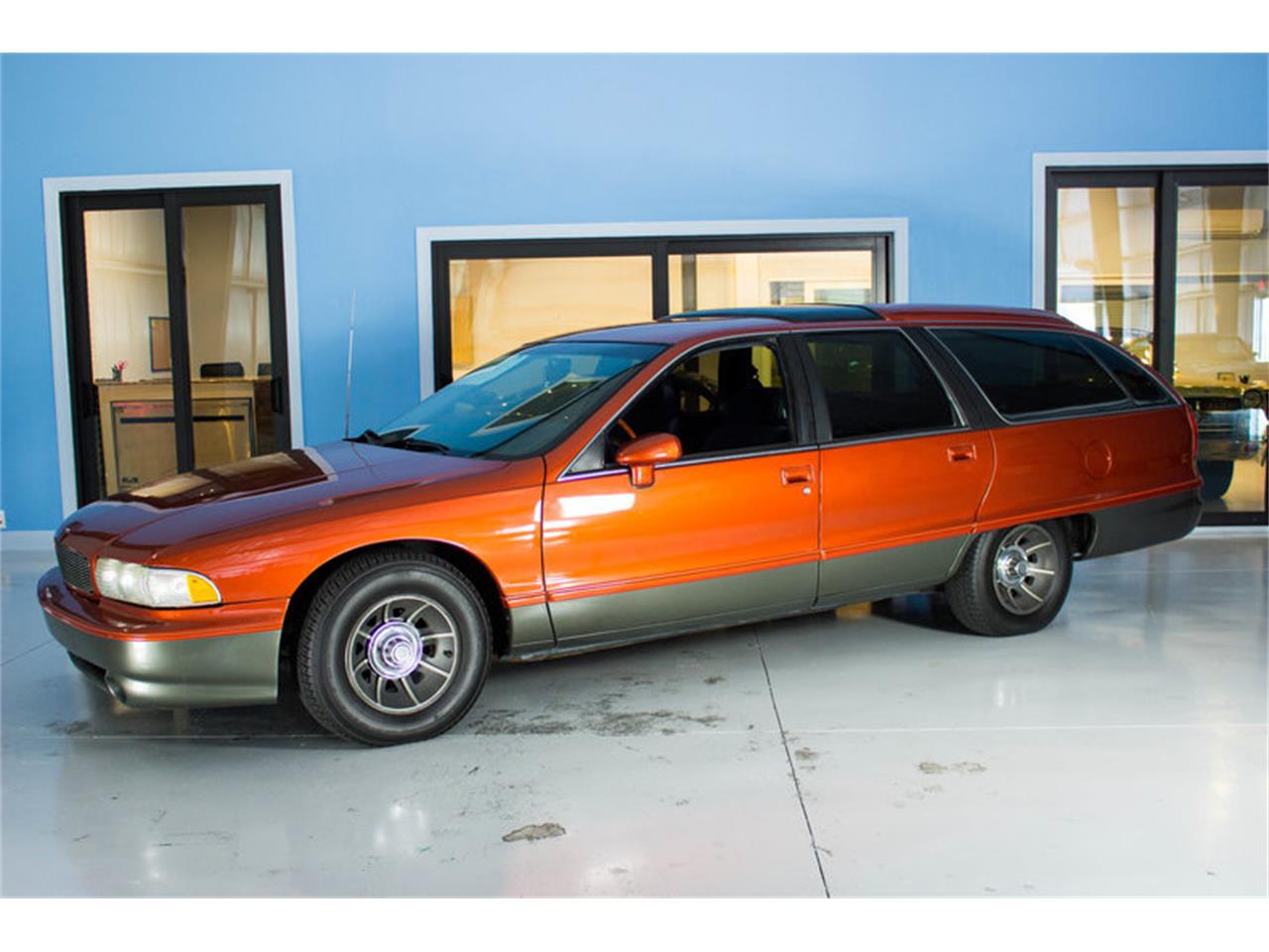 Oldsmobile custom 8 cruiser